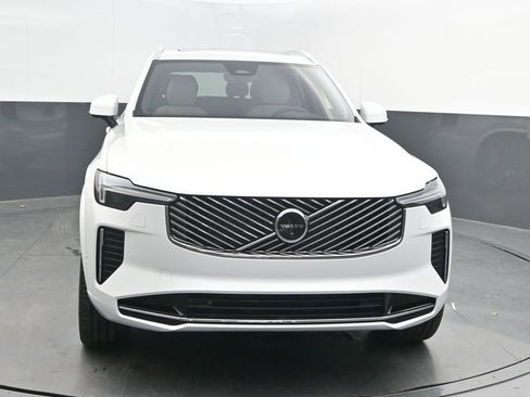 New 2026 Volvo XC90 B6 Plus w/ Protection Package Premier AWD/4WD image 10