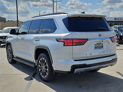 Used 2023 Toyota Sequoia Limited image 11