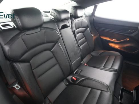 Used 2023 Porsche Taycan w/ Premium Package RWD image 4
