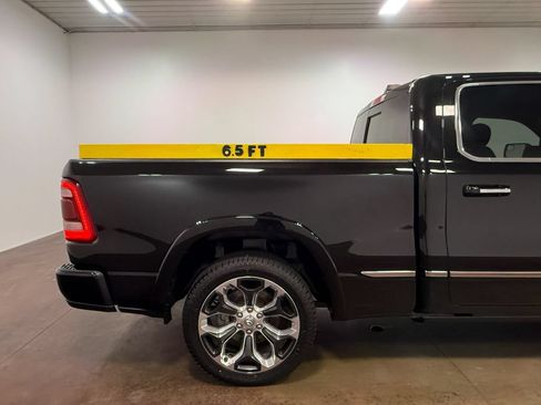 Used 2022 RAM 1500 Limited w/ Body-Colour Bumper Group AWD/4WD image 34