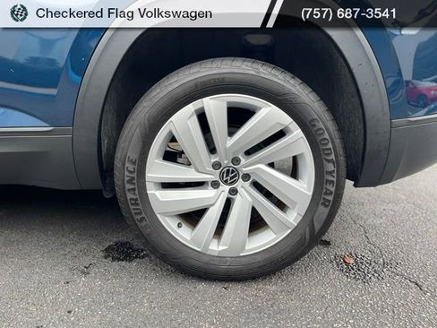 Used 2023 Volkswagen Atlas Cross Sport SE AWD/4WD image 7