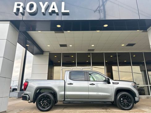 Used 2024 GMC Sierra 1500 Pro w/ Graphite Edition AWD/4WD image 1