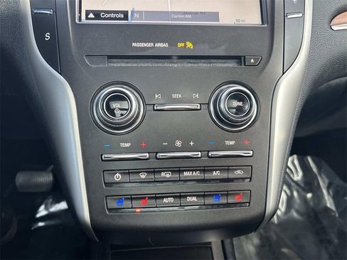 Used 2017 Lincoln MKC Reserve w/ Technology Package image 28