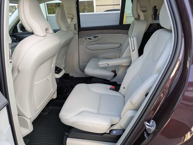 Used 2025 Volvo XC90 B6 Ultra w/ Protection Package AWD/4WD image 16