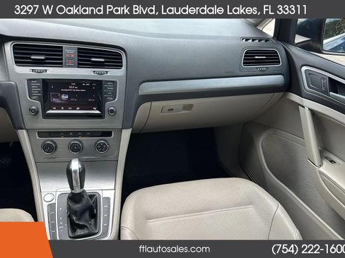 Used 2015 Volkswagen Golf TDI S FWD image 29