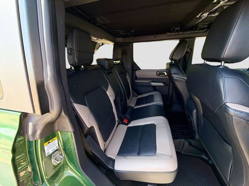 Used 2023 Ford Bronco Wildtrak AWD/4WD image 30