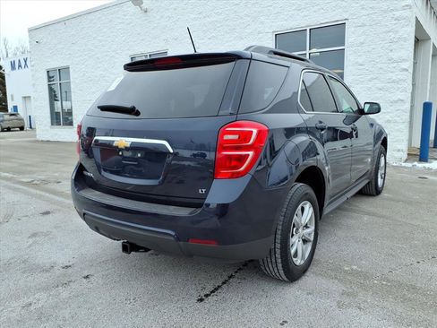 Used 2017 Chevrolet Equinox LT w/ Convenience Package image 4
