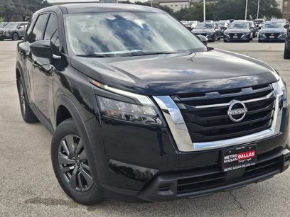 New 2025 Nissan Pathfinder S