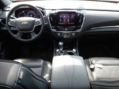 Used 2022 Chevrolet Traverse High Country image 43