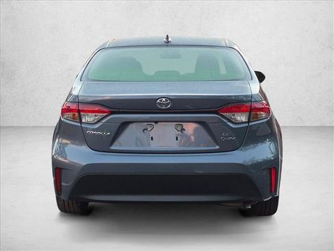 Used 2026 Toyota Corolla LE FWD image 6