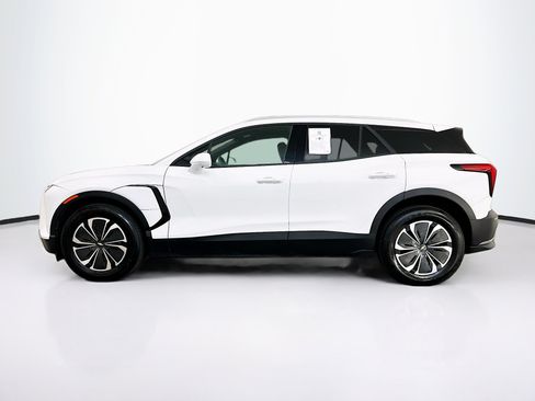 Used 2024 Chevrolet Blazer EV LT AWD/4WD image 4