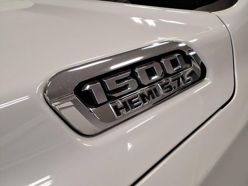 Used 2019 RAM 1500 Big Horn image 22