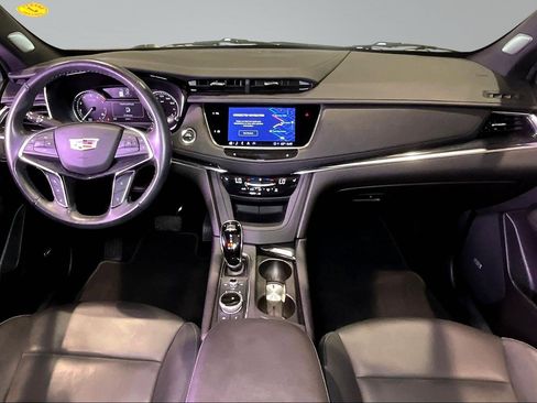 Used 2023 Cadillac XT5 Premium Luxury FWD image 8