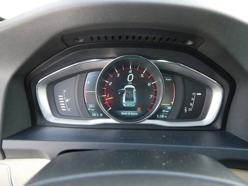 Used 2014 Volvo S60 T5 image 23