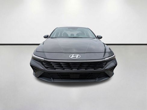 New 2026 Hyundai Elantra SEL Sport Premium FWD image 9