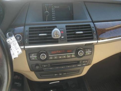 Used 2011 BMW X5 xDrive35d image 21