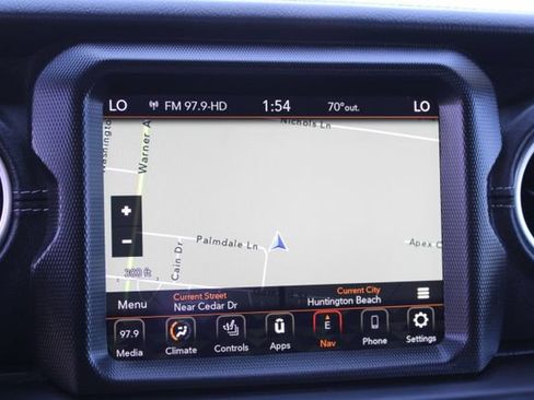 Used 2023 Jeep Wrangler Unlimited Sahara w/ Cold Weather Group AWD/4WD image 33