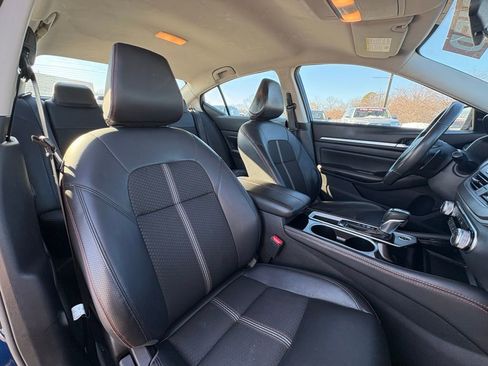 Used 2024 Nissan Altima 2.5 SR image 30