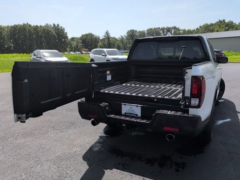 Used 2023 Honda Ridgeline Black Edition image 40