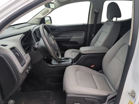 Used 2018 Chevrolet Colorado W/T w/ WT Convenience Package AWD/4WD image 8