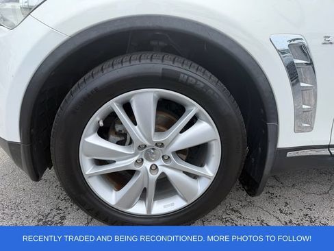 Used 2015 INFINITI QX70 AWD w/ Premium Package image 9