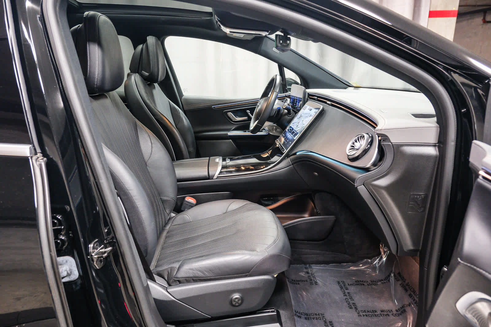 Certified 2023 Mercedes-Benz EQE 500 4MATIC SUV image 22