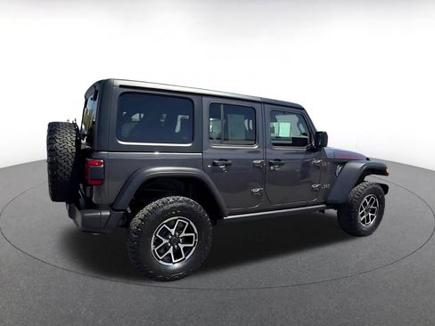 Used 2025 Jeep Wrangler Unlimited Rubicon AWD/4WD image 15