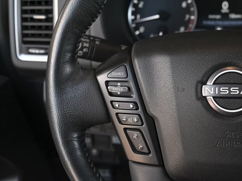 Used 2023 Nissan Frontier SV w/ SV Convenience Package RWD image 10