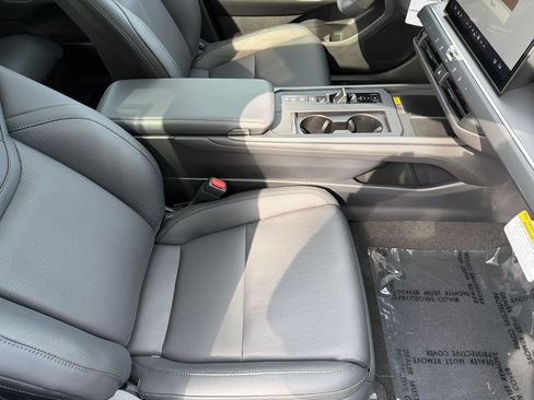 New 2026 Lexus ES 350h w/ Accessory Package (Z2) FWD image 30