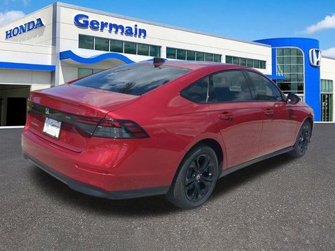 New 2025 Honda Accord SE image 3