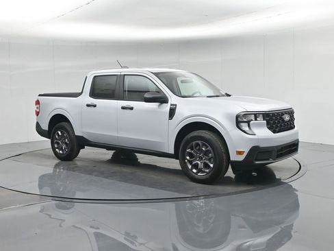 New 2026 Ford Maverick XLT image 23