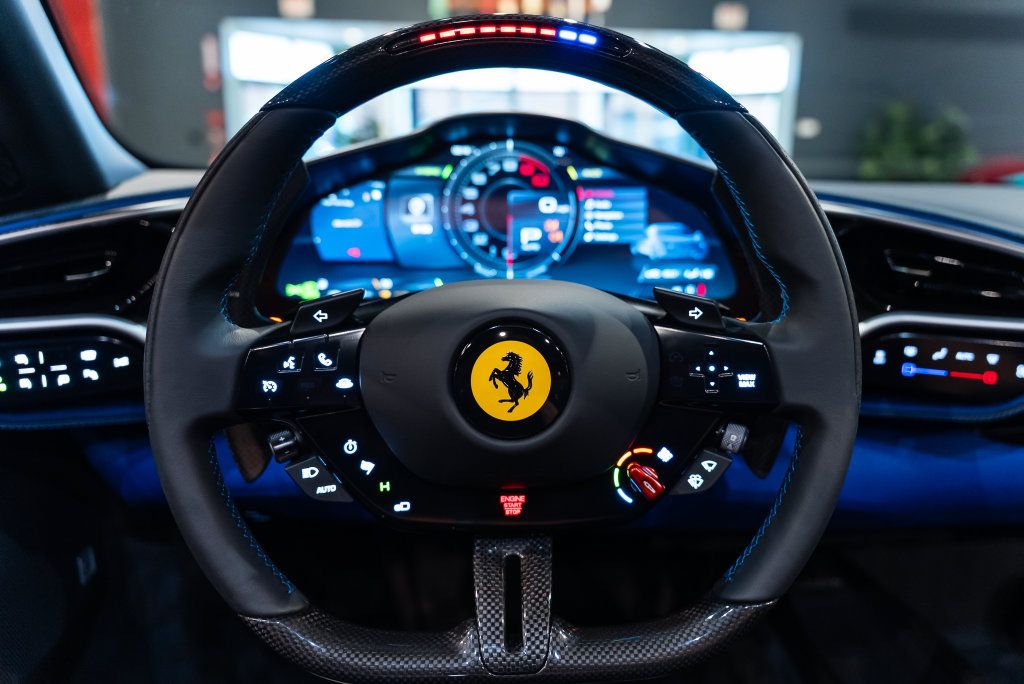 Used 2025 Ferrari 296 GTS RWD image 5