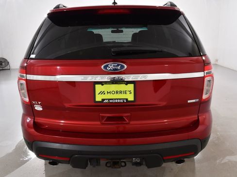 Used 2014 Ford Explorer XLT w/ Equipment Group 202A AWD/4WD image 13