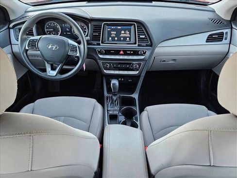 Used 2019 Hyundai Sonata SE image 17