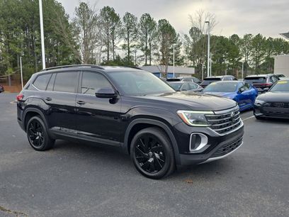 Used 2025 Volkswagen Atlas SE