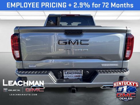 New 2026 GMC Sierra 1500 4x4 Crew Cab Elevation w/ LPO, Elevation Black Package image 5