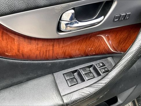 Used 2011 INFINITI FX35 AWD w/ Premium Pkg image 49