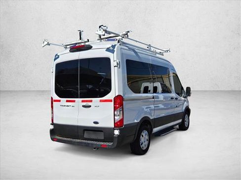 Used 2019 Ford Transit 150 XLT image 5