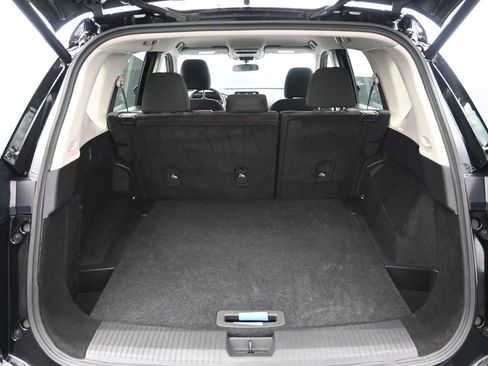 Used 2025 Nissan Rogue SV image 34