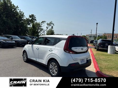 Used 2020 Kia Soul LX FWD image 6