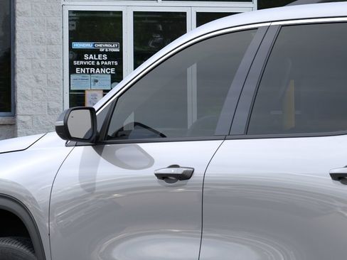 New 2026 Chevrolet Traverse LT image 36