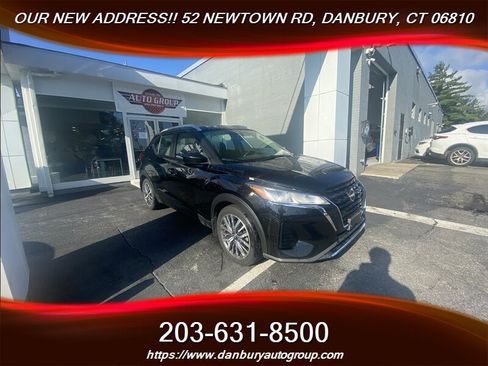 Used 2022 Nissan Kicks SV FWD image 8