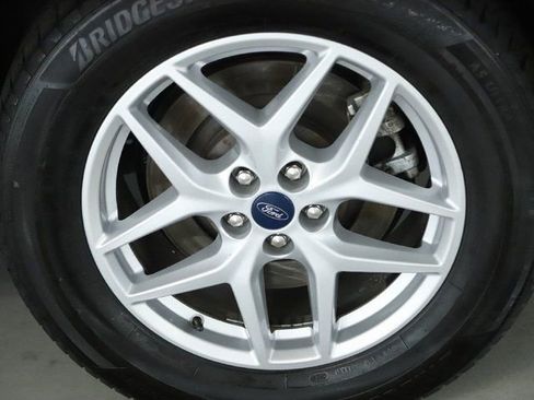 Used 2021 Ford Edge SEL w/ Convenience Package image 37