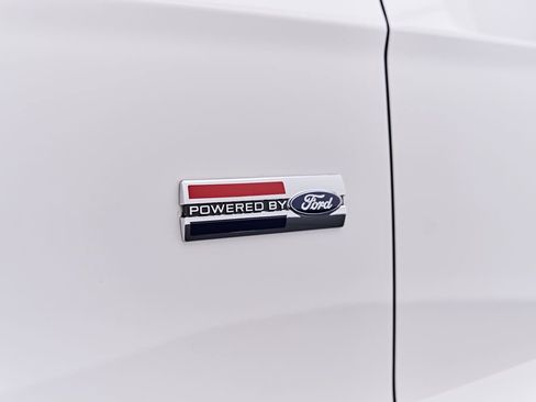 Used 2011 Ford Mustang GT Premium w/ Electronics Pkg RWD image 23