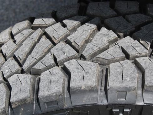 Used 2025 GMC Sierra 1500 Elevation w/ LPO, GMC Protection Package image 29