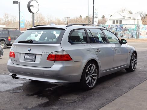 Used 2010 BMW 535i xDrive Wagon AWD/4WD image 4