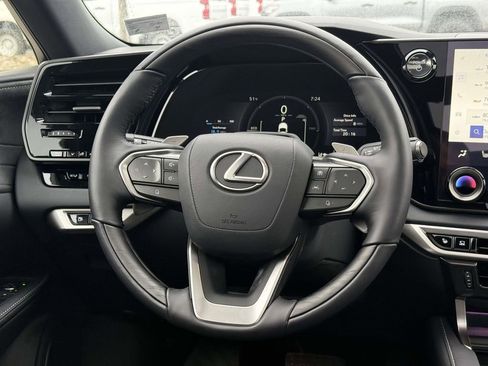 Used 2026 Lexus RX 450h AWD w/ Convenience Package image 9