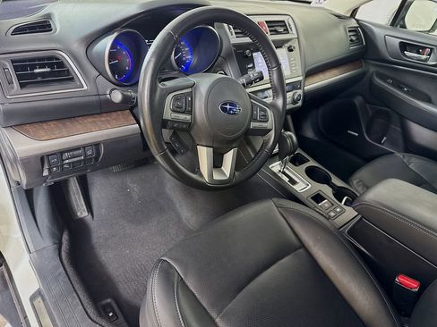 Used 2016 Subaru Outback 2.5i Limited image 9