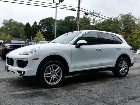 Used 2016 Porsche Cayenne image 76