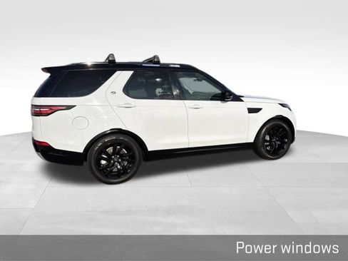 Used 2020 Land Rover Discovery Landmark AWD/4WD image 14